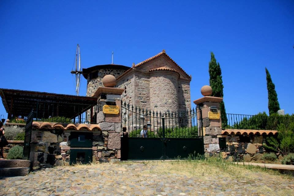 Agios Yannis Kilisesi (Sevim & Necdet Kent Kitaplığı) — fotoğraf 1