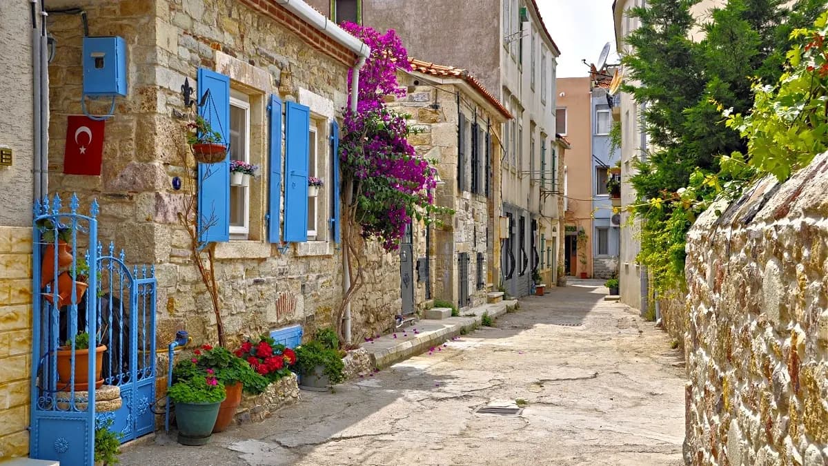 Yeni Foça Merkez — fotoğraf 1
